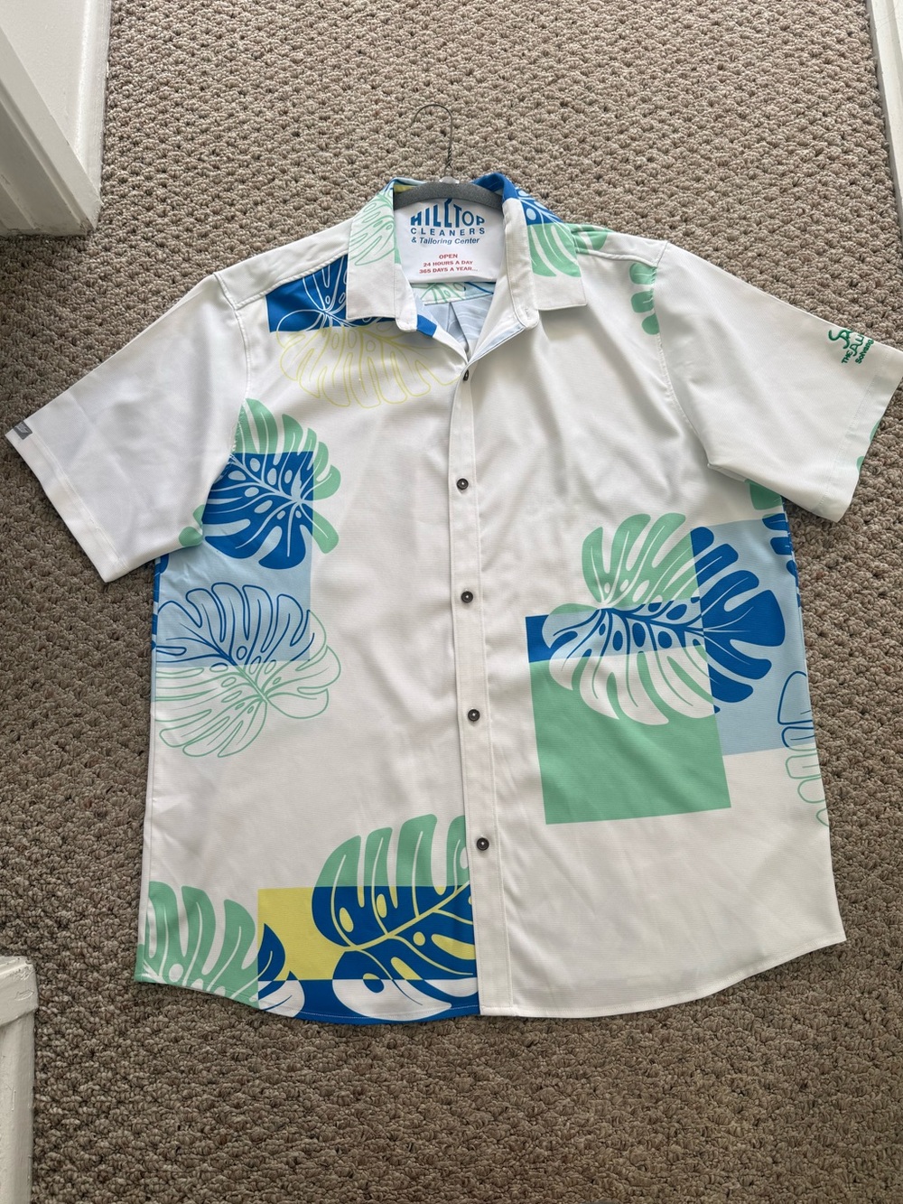 Men's Straight Down White Tropical Print Short-Sleeve Shirt
